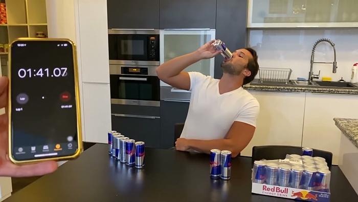 Red Bull Drinking World Record (1)