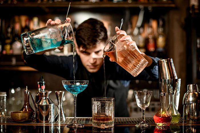 Can A Bartender Drink On The Job (2)
