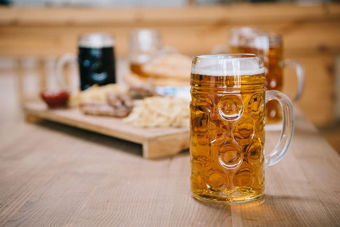 Do Germans Drink Warm Beer (1)