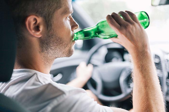 Driving With Closed Alcohol In Car (3)