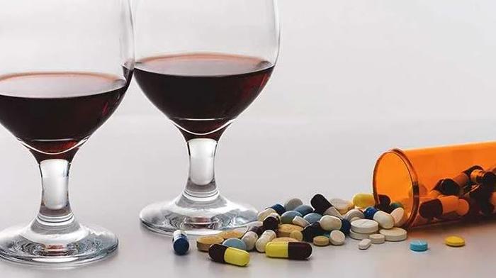 How Long After Taking Cyclobenzaprine Can I Drink Alcohol (1)
