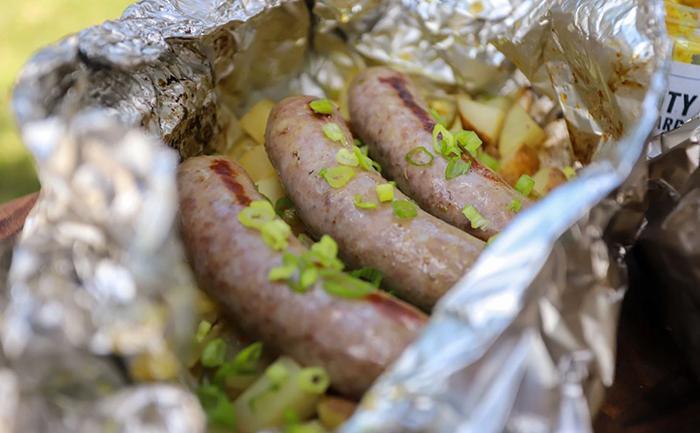 How To Keep Brats Warm After Grilling (2)