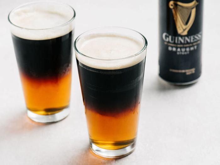 How To Pour A Black And Tan (1)