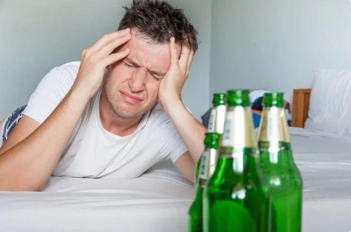 Why Vodka Causes Less Hangovers (3)