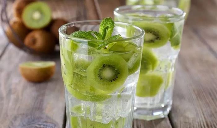 Is Kiwi Water Good For You (2)