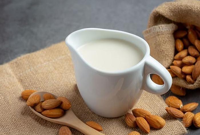 Why Does Almond Milk Give Me Diarrhea Detailed Response (1)