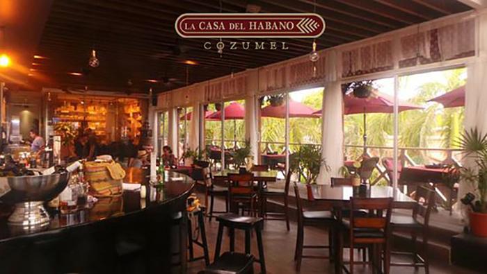 Best Bars In Cozumel (4)