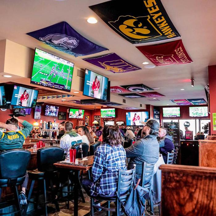 Best Sports Bars In Des Moines (2)